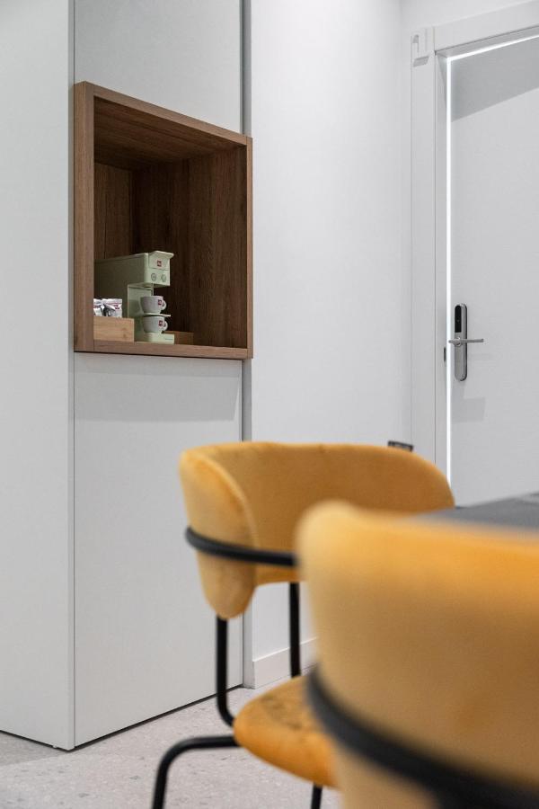 Nimar Suite ฟอร์เมีย ภายนอก รูปภาพ